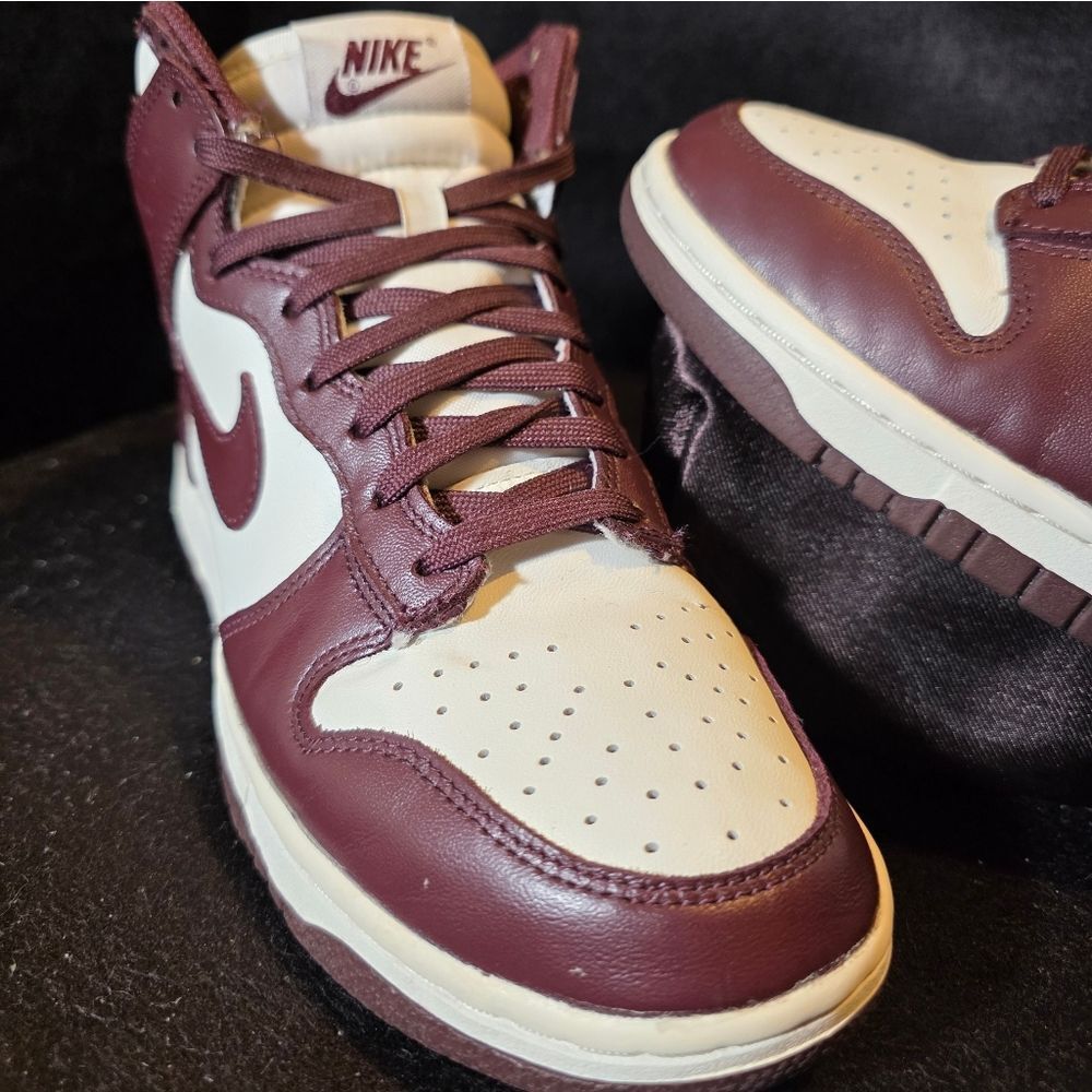 Nike Dunk High Maroon Womens Size 7 - Picture 2 of 8
